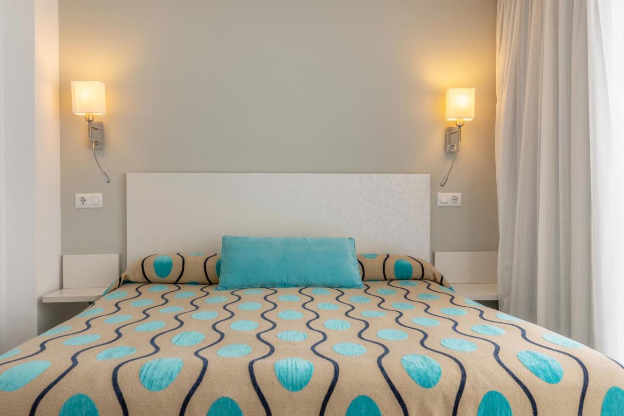 Hoposa Daina Apartamentos ปอร์ต เด โปเญนซา ภายนอก รูปภาพ