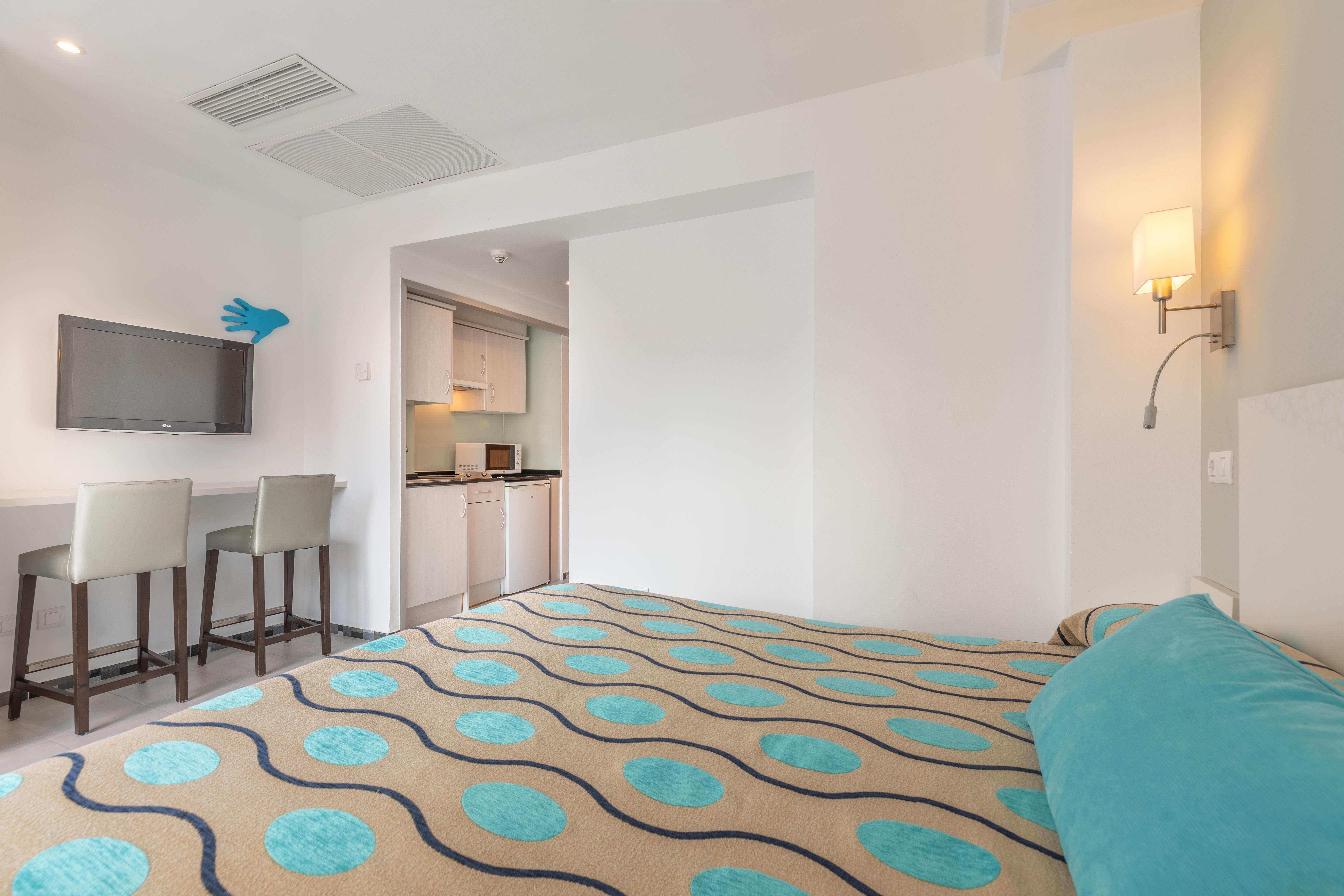 Hoposa Daina Apartamentos ปอร์ต เด โปเญนซา ภายนอก รูปภาพ
