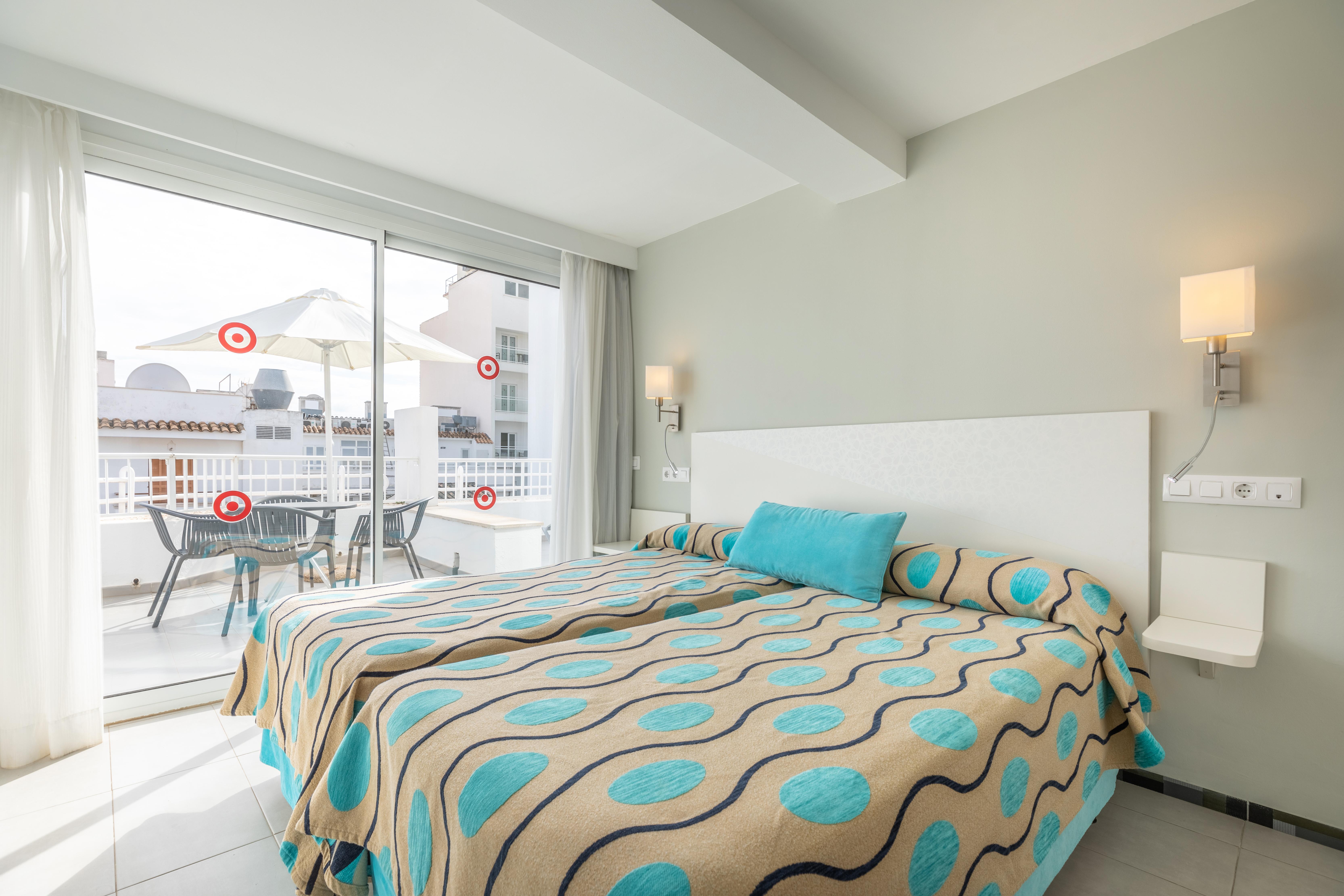Hoposa Daina Apartamentos ปอร์ต เด โปเญนซา ภายนอก รูปภาพ