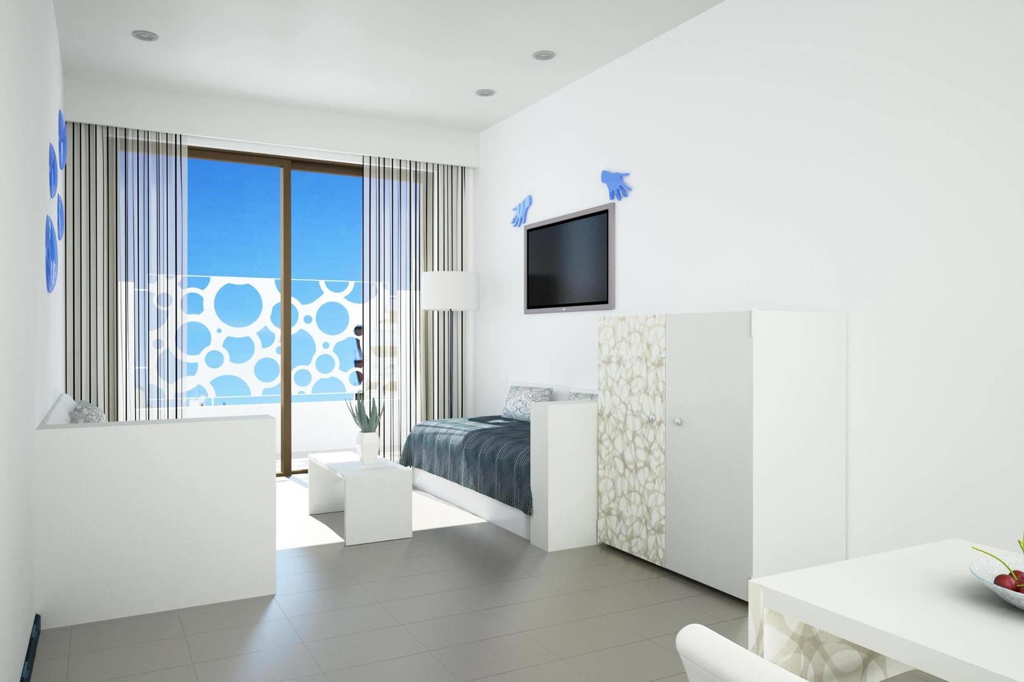Hoposa Daina Apartamentos ปอร์ต เด โปเญนซา ภายนอก รูปภาพ